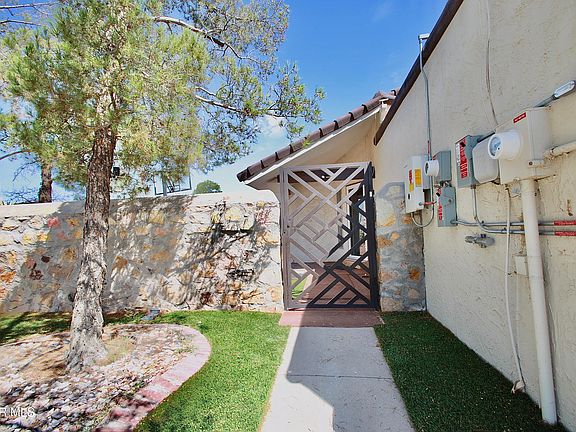 4th image of 901 Tepic Dr #A