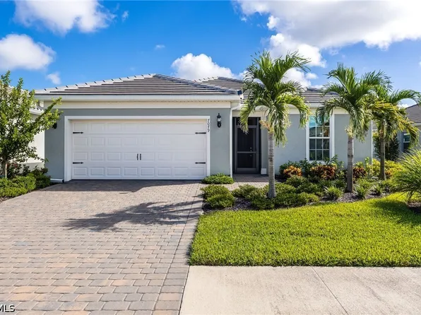 7079 Chapel Creek Ln, North Fort Myers, FL 33917