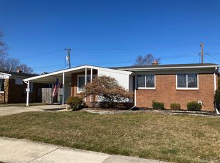 23019 Avalon St, Saint Clair Shores, MI 48080