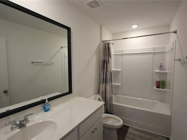8317 Hunters Grove Rd — Photo 32