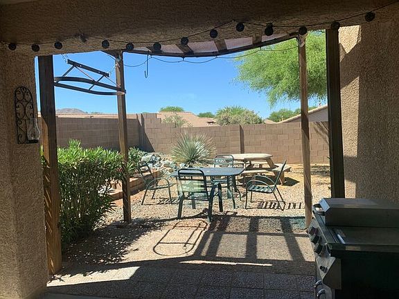5th image of 482 S Sunny Rock Dr