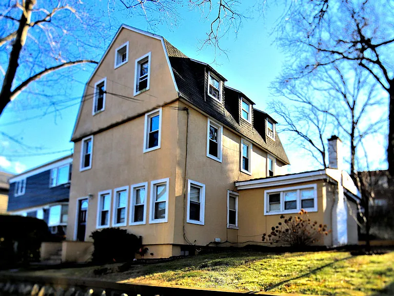 930 Palmer Ave #1 — Photo 2