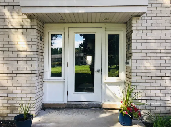 4113 Telegraph Rd, Bloomfield Hills, MI