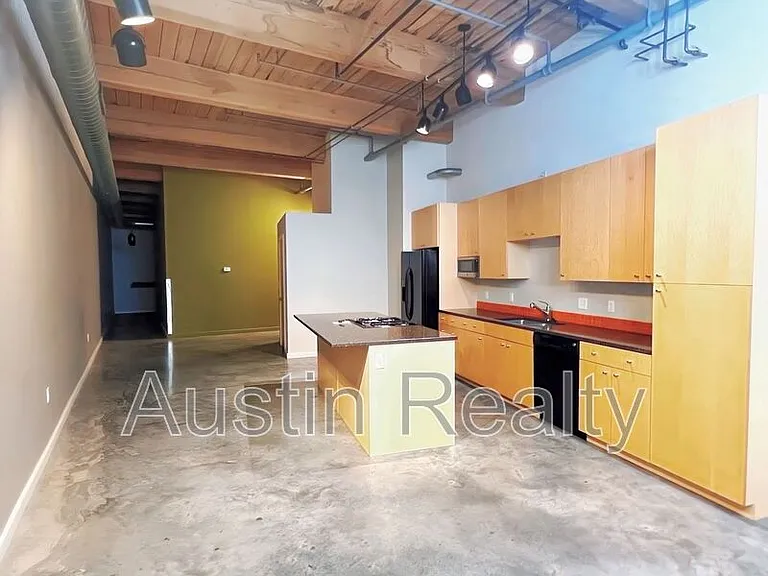 901 Washington Ave #301 — Photo 3