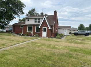 45824 Jefferson Ave, Chesterfield, MI 48047