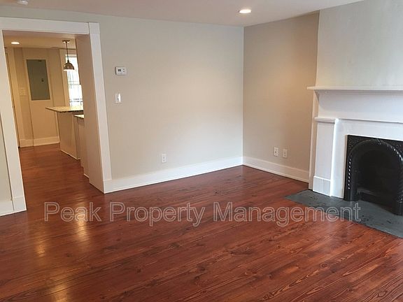 4th image of 2117 Cedar St