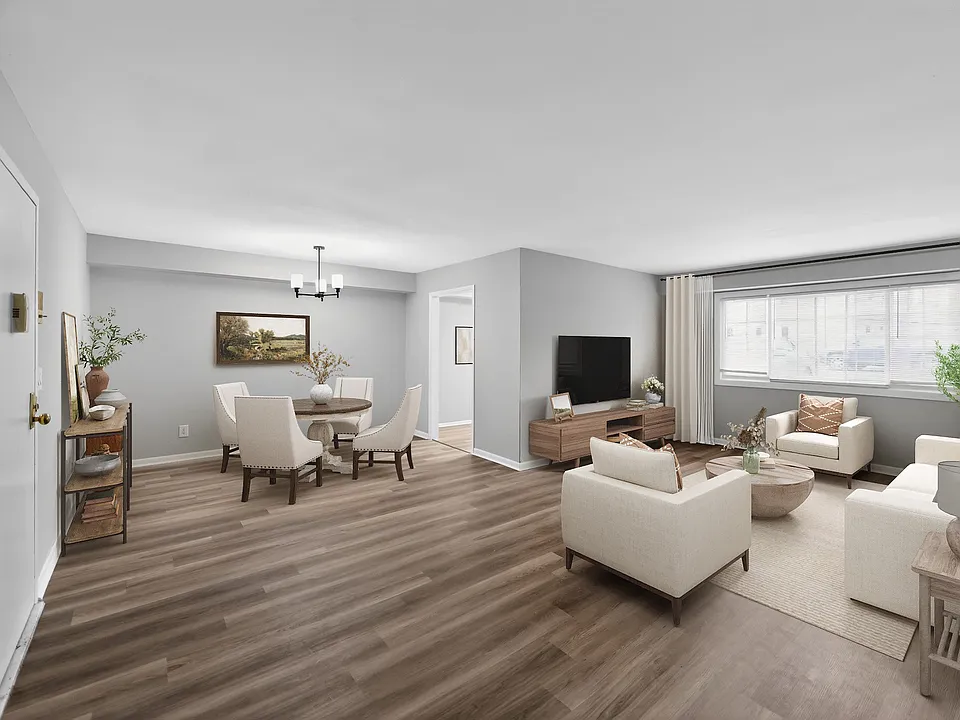 Lake Shore Park Apartments