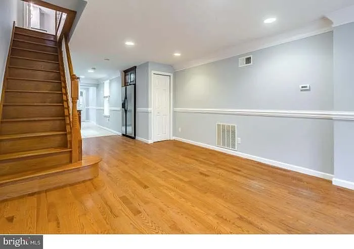 1339 S Bancroft St — Photo 1