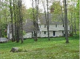 369 Crowell Rd, Hopkinton, NH 03229