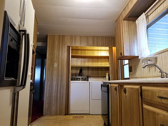 Kitchen w/d incl.