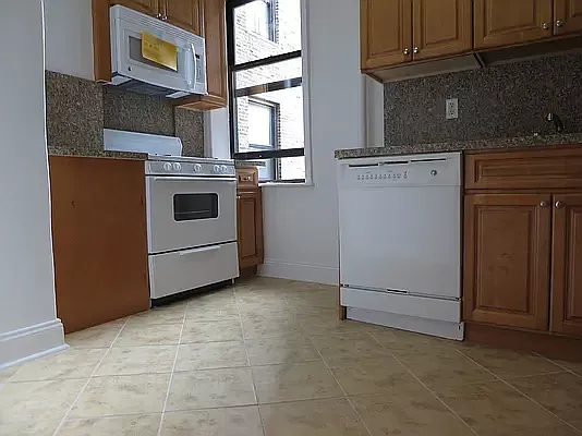 Rented by Atlantic Management Co Inc | media 29