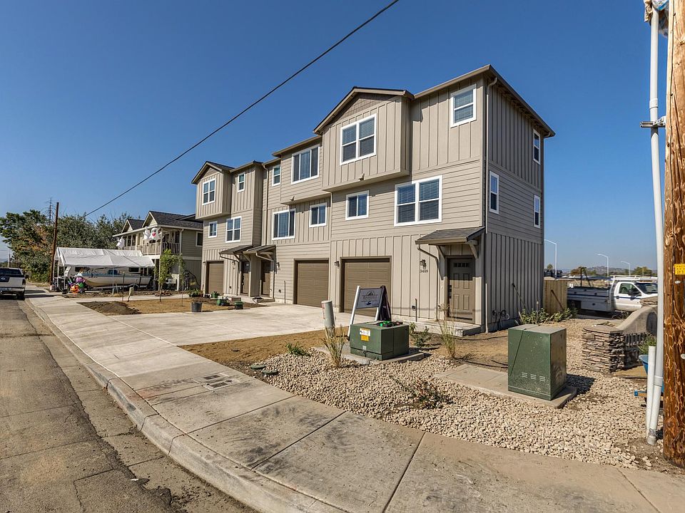 1st image of 3477 Avenue C