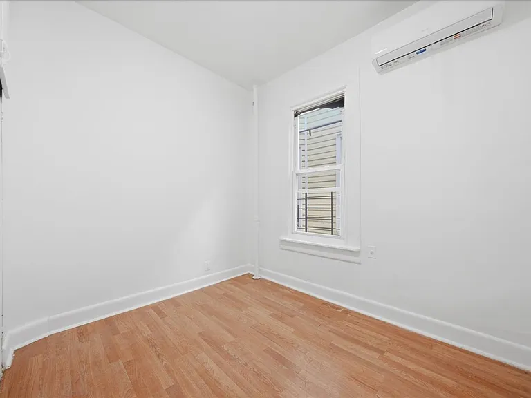 1307 College Ave #2 — Photo 14