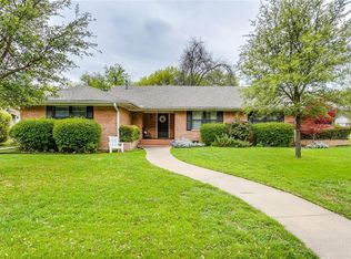 4241 Bilglade Rd, Fort Worth, TX 76109