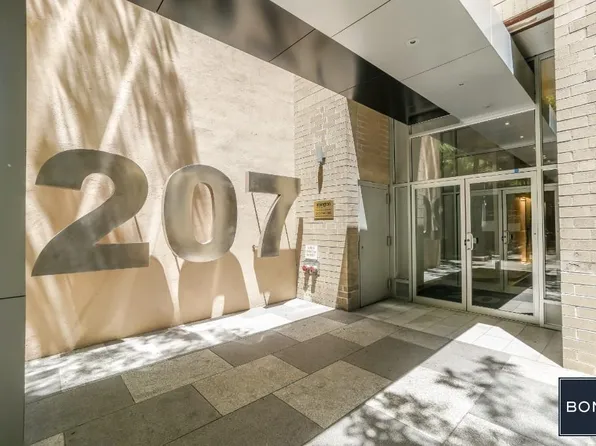 207 East 27th Street image 6 of 6