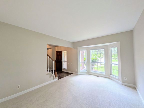 5th image of 7467 Exeter Pl
