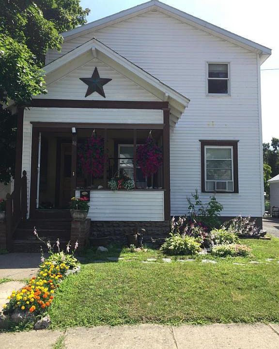 1st image of 10 Catherine St