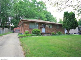 110 High Grove Blvd, Akron, OH 44312