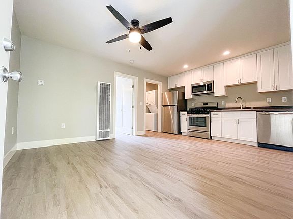 3rd image of 4025 Cherokee Ave APT Q