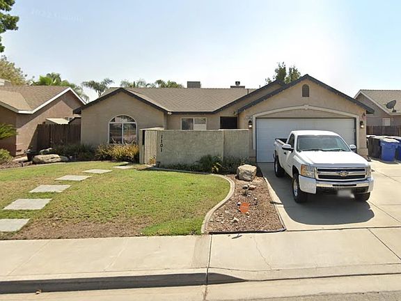 2nd image of 1101 Yellowstone Dr