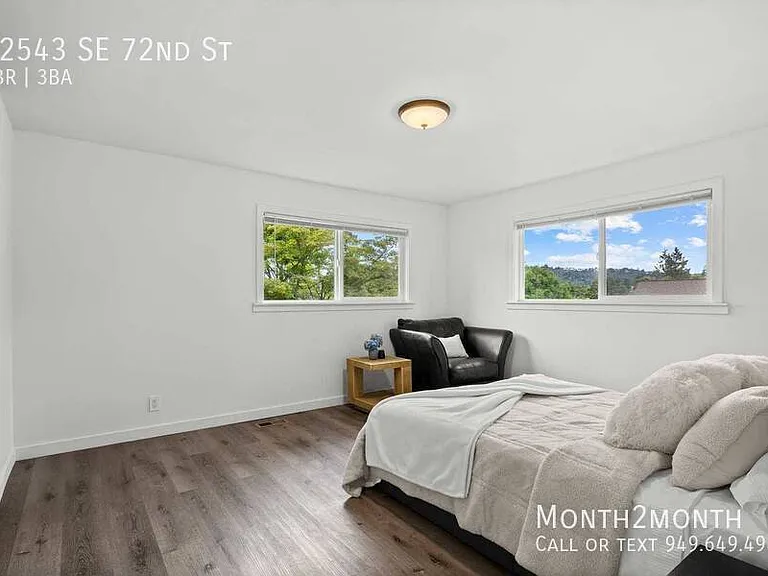 12543 SE 72nd St — Photo 18