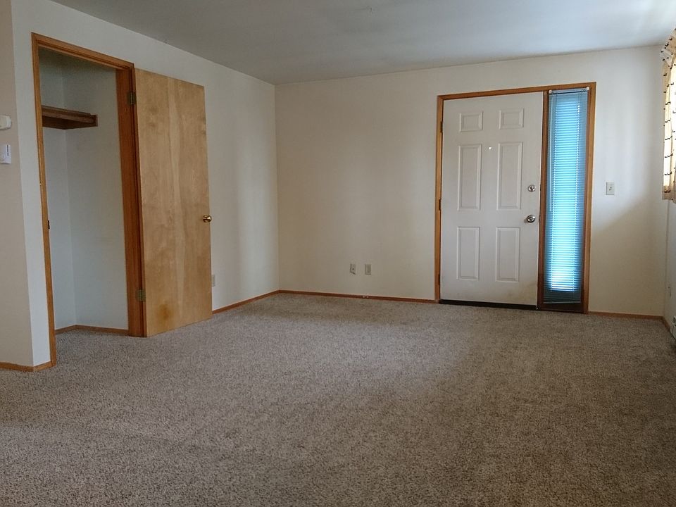 2nd image of 1219 NE 65th St