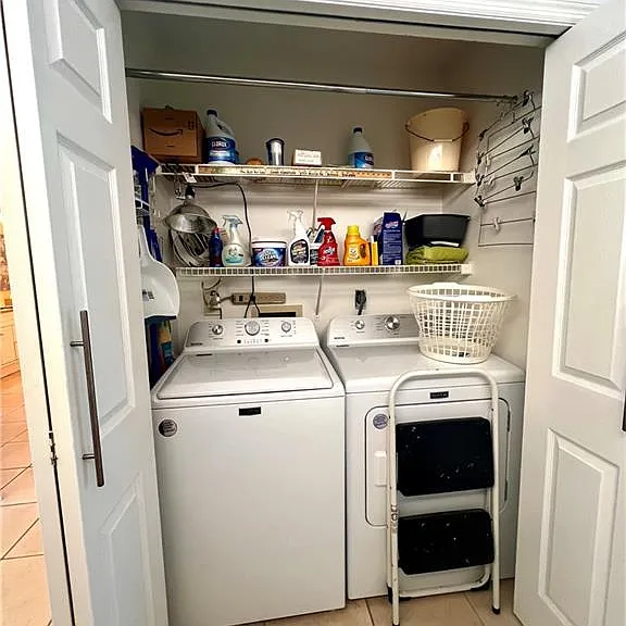 4240 Chantelle Dr #B103 — Photo 9