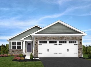 216 Southfork Dr, Oakdale, PA 15071