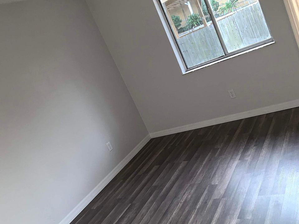 1st image of 143 Knight Pl #2