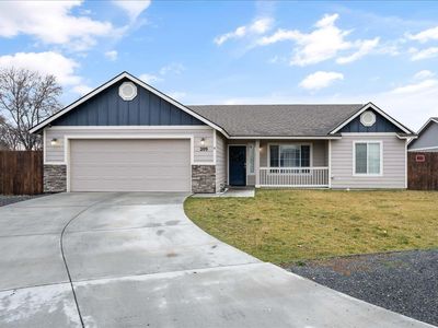 209 E 16th Ave, Kennewick, WA, 99337