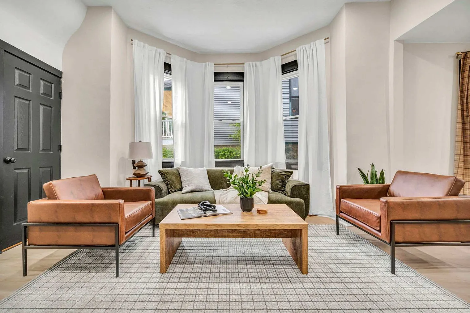 4 bed, 3.0 bath, 2238 sqft, $6,629 — Photo 1