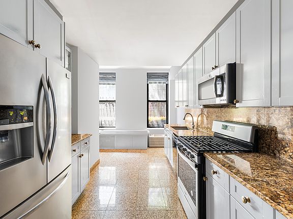 4th image of 509 E 84th St #H