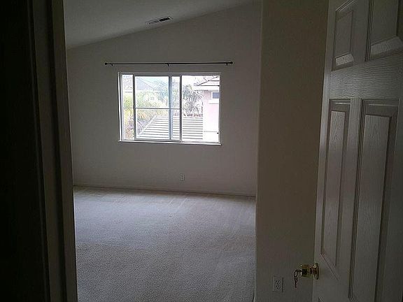5th image of 1040 Blue Spruce Ln