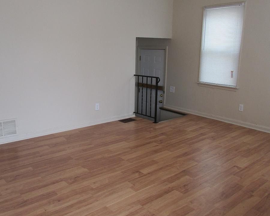 1st image of 2282 Hiawatha Park Dr