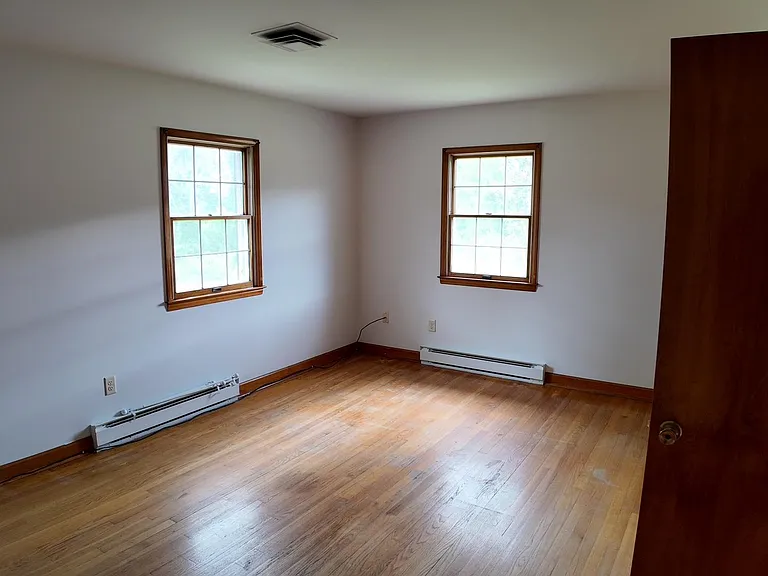 8936 Goldsborough Neck Rd — Photo 13
