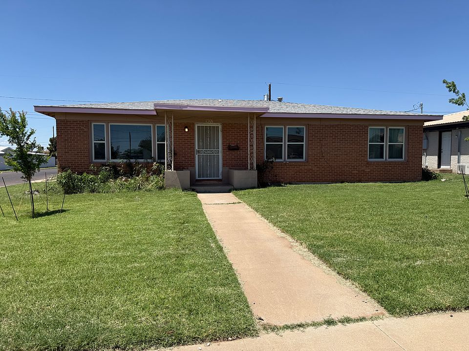 1st image of 1501 E Everglade Ave
