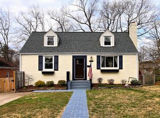 3020 Woodlawn Ave, Falls Church, VA 22042
