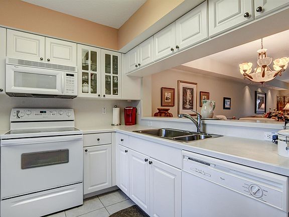 4th image of 12547 Imperial Isle Dr APT 408