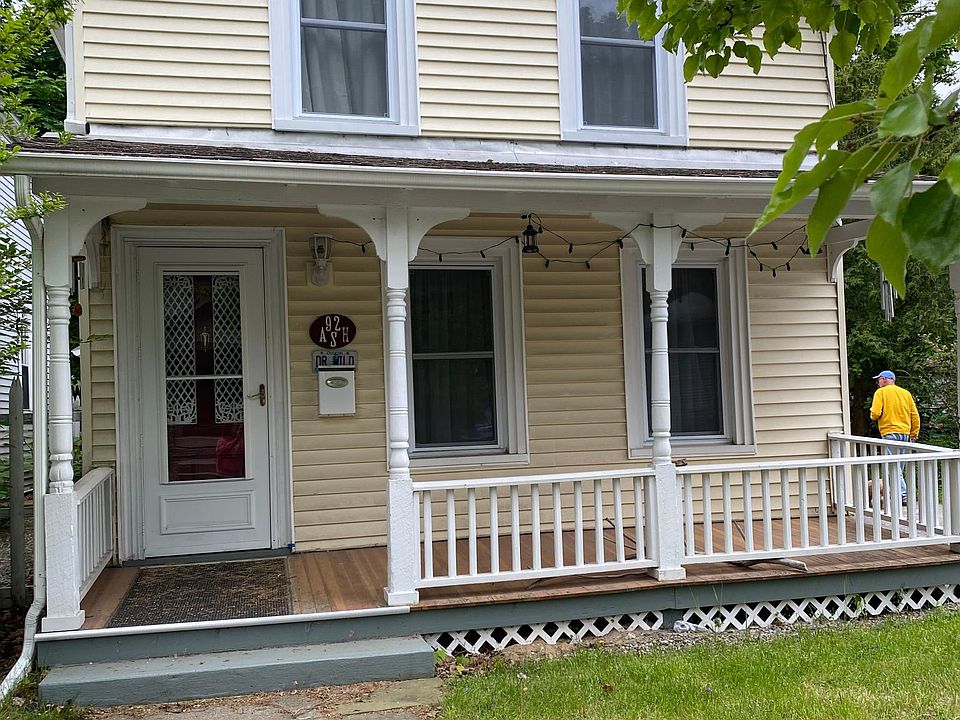 1st image of 92 Ash St