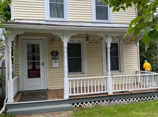 92 Ash St, Saratoga Springs, NY 12866
