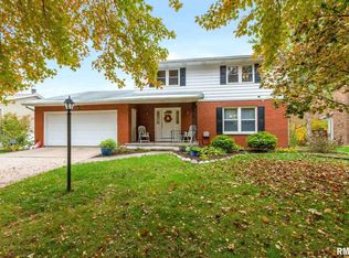 4208 Spring St, Davenport, IA 52807