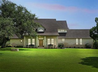 210 Woodland Dr, Driftwood, TX 78619