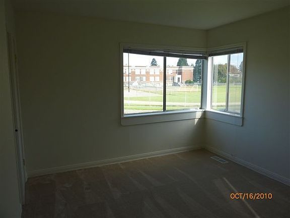 4th image of 238 S 52nd St