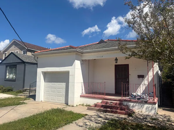 3317 Pauger St, New Orleans, LA 70119