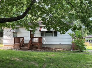 6216 Jo Ann Dr, Belleville, IL 62223