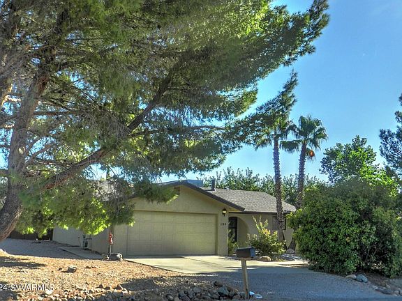 2nd image of 194 E Rancho Vista #8