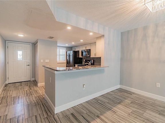 2nd image of 719 Pinellas Bayway #109