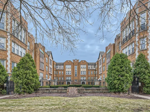 10915 S Longwood Dr #1, Chicago, IL 60643