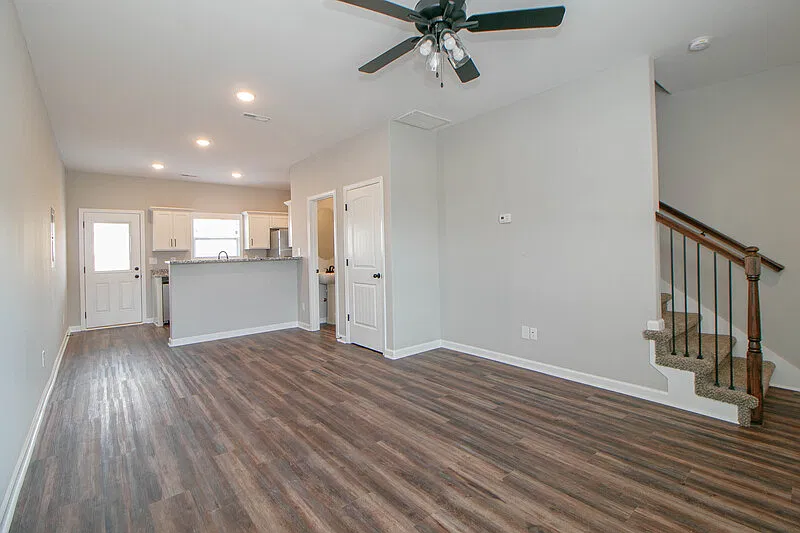 2 bed, 2.5 bath, 1100 sqft, $1,180 — Photo 2