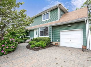 324 1st Ave, Massapequa Park, NY